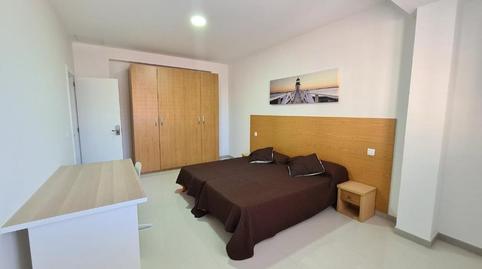 Foto 4 de Piso de alquiler en Calle Secretario Artiles , Santa Catalina - Canteras, Las Palmas de Gran Canaria