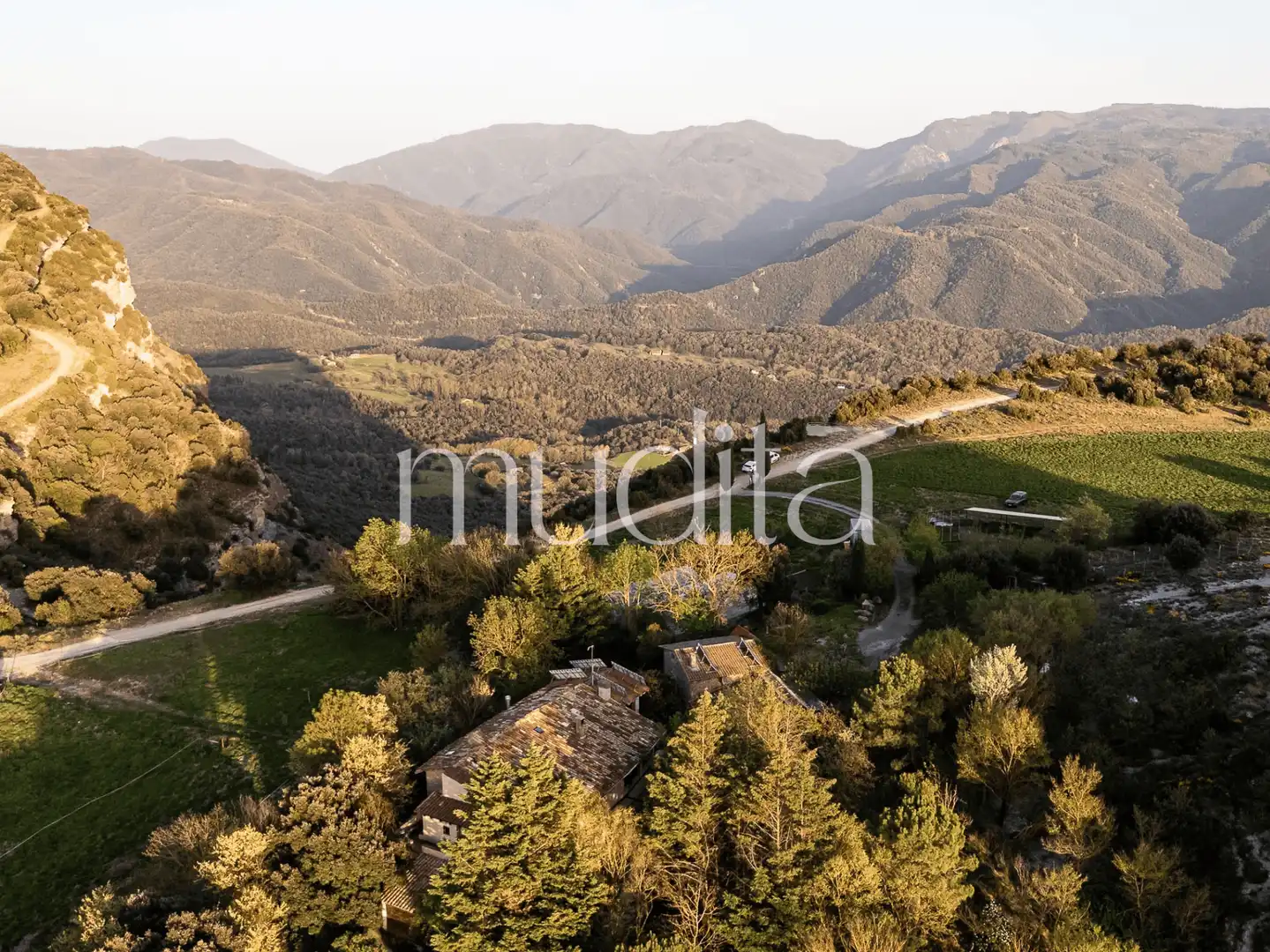 Vista exterior de Finca rústica en venda en Tavertet amb Calefacció, Jardí privat i Terrassa