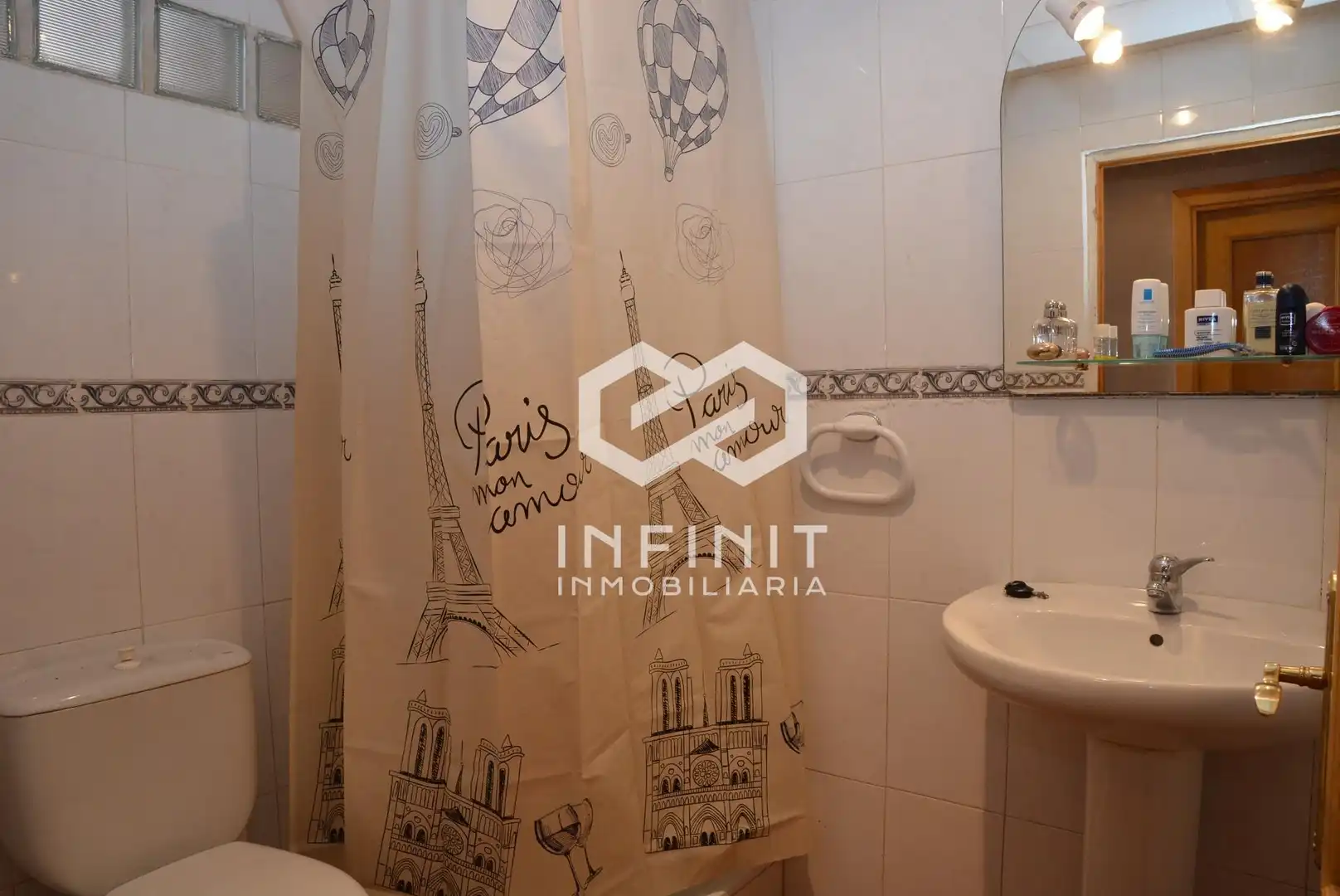 Bathroom of Houses for sale in Peñalver  with Private garden and Balcony