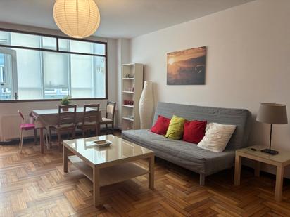 Sala d'estar de Apartament de lloguer en Ferrol amb Calefacció, Parquet i Terrassa
