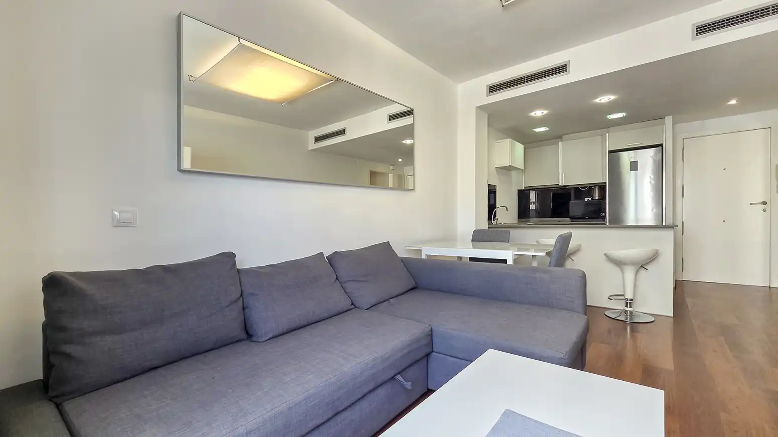 Sala de estar de Piso de alquiler en Valencia con Parquet, Amueblado y Balcón