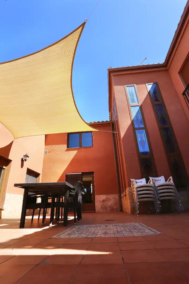 Vista exterior de Casa o chalet en venta en Arcas del Villar con Aire acondicionado, Jardín privado y Terraza