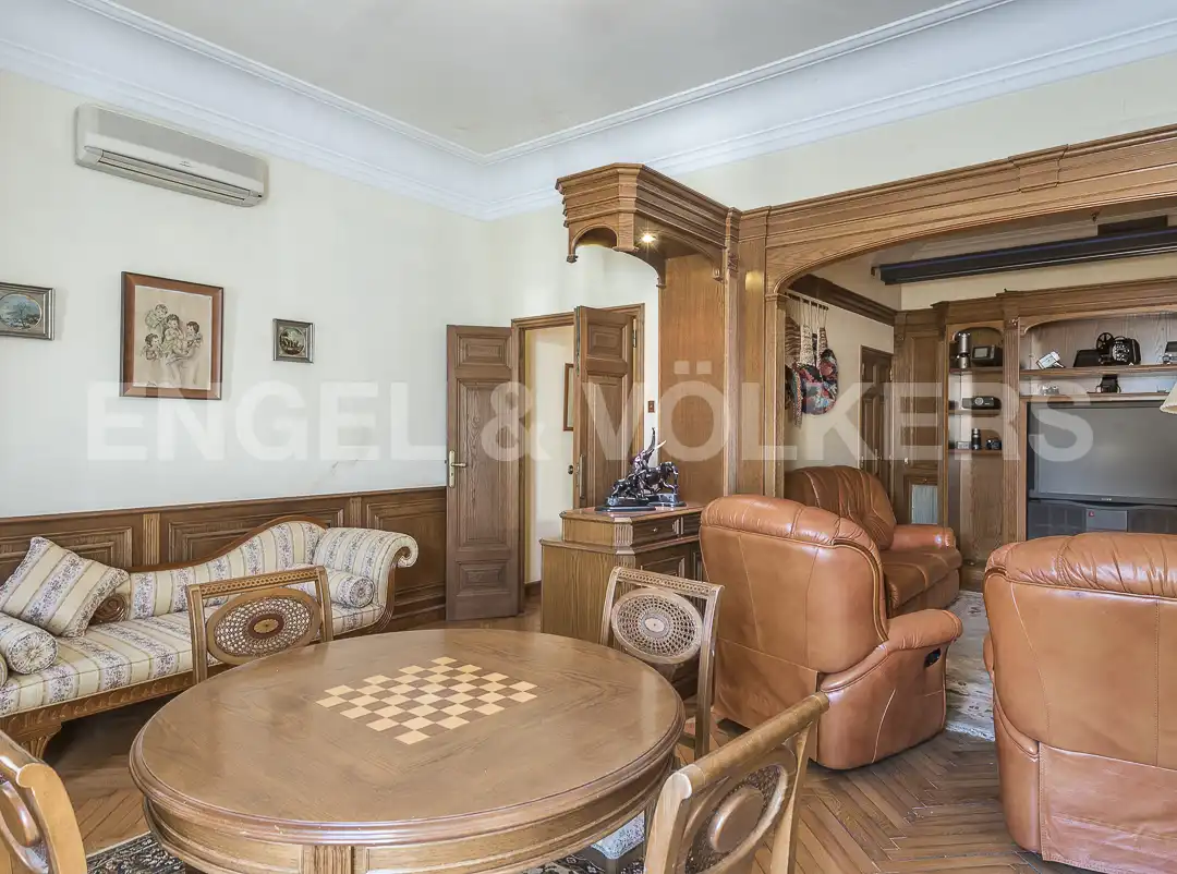 Sala d'estar de Casa adosada en venda en La Garriga amb Calefacció, Jardí privat i Parquet