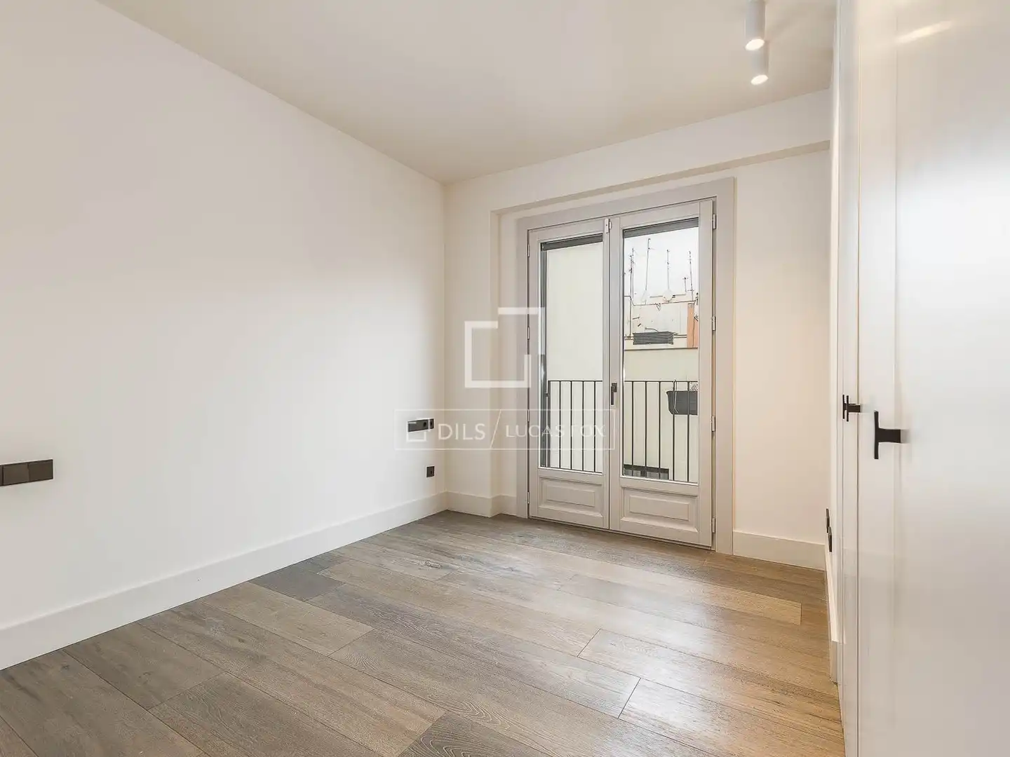 Habitación de Piso en venta en Barcelona con Aire acondicionado, Calefacción y Terraza