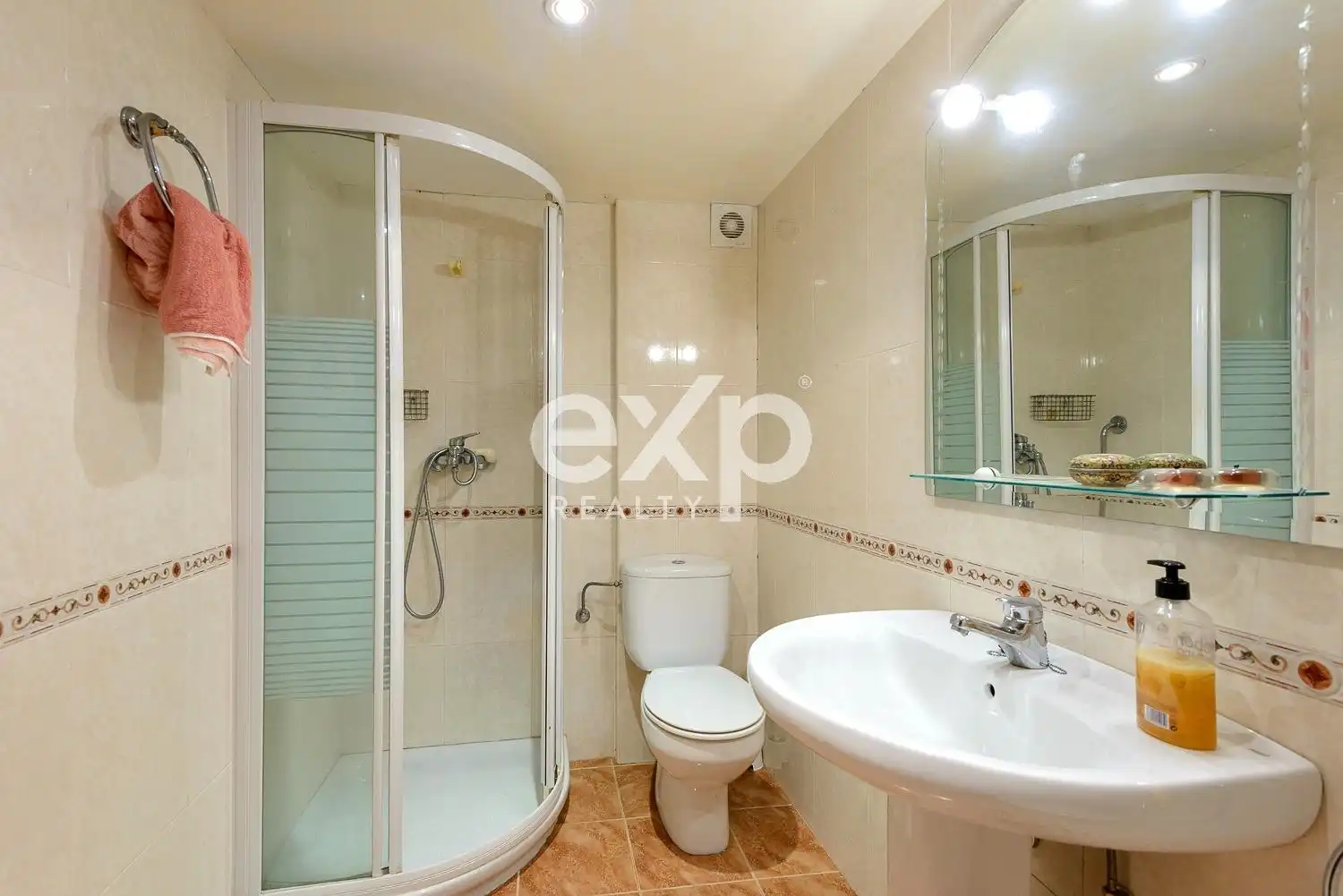 Bathroom of Houses for sale in Villaviciosa  with Heating, Private garden and Terrace