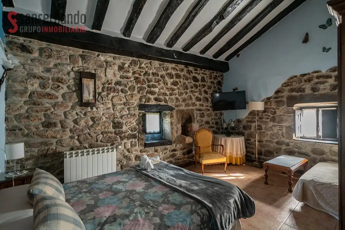 Habitación de Edificio en venta en Mazcuerras