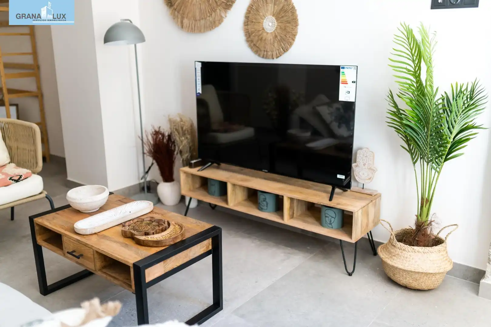Living room of Study for sale in Granada  with Air Conditioner, Heating and Furnished