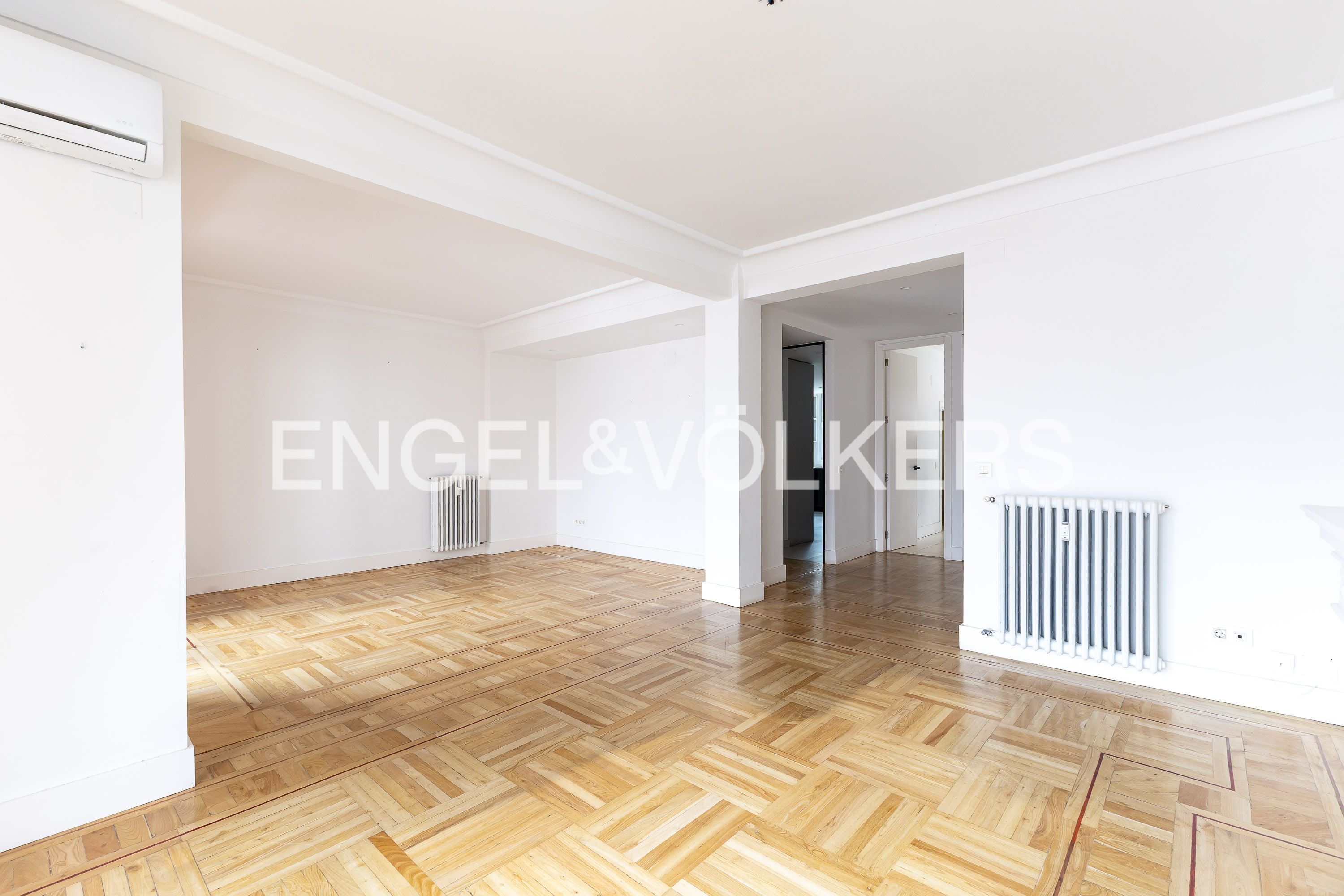 Sala de estar de Apartamento de alquiler en  Madrid Capital con Aire acondicionado, Calefacción y Terraza