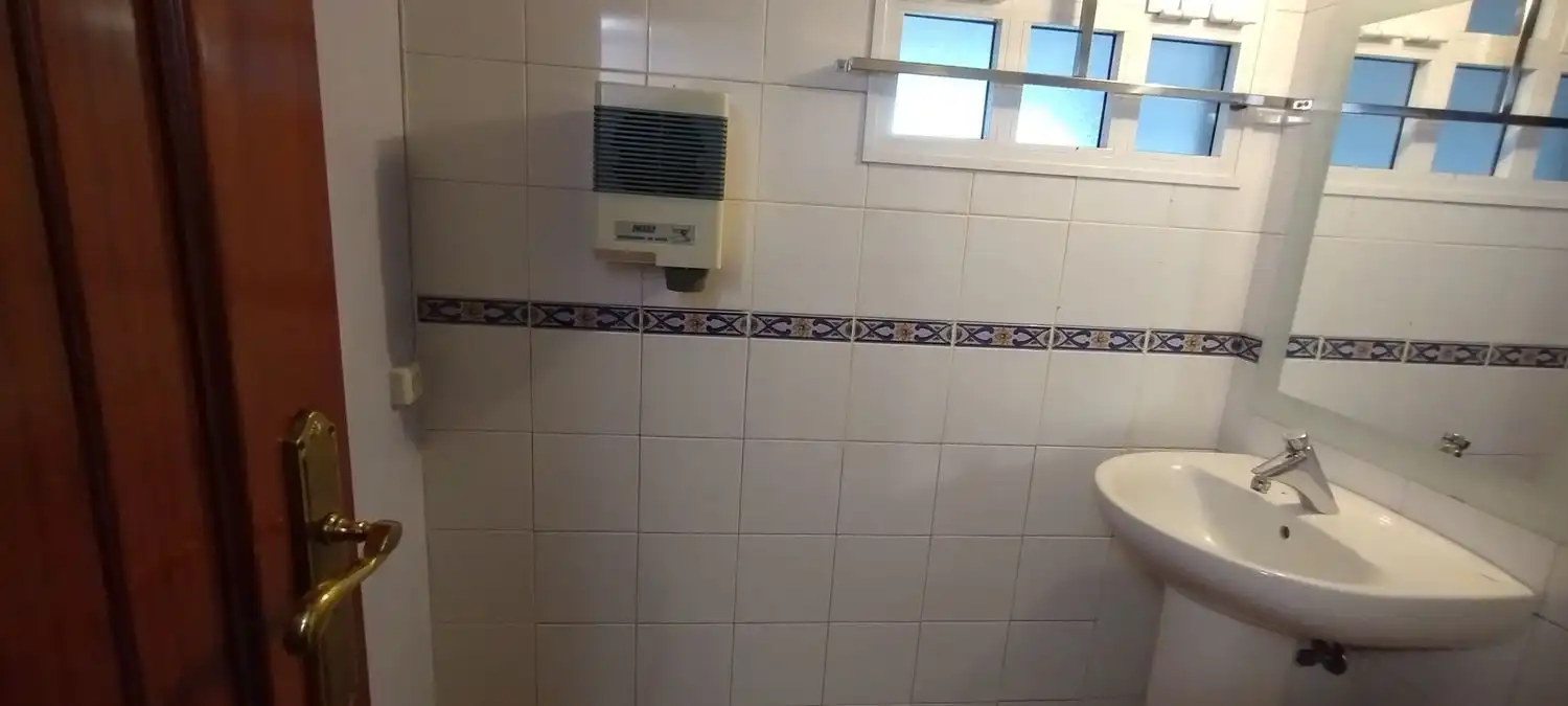 Local comercial en venta en Calle Torrente Ballester, imagen 43