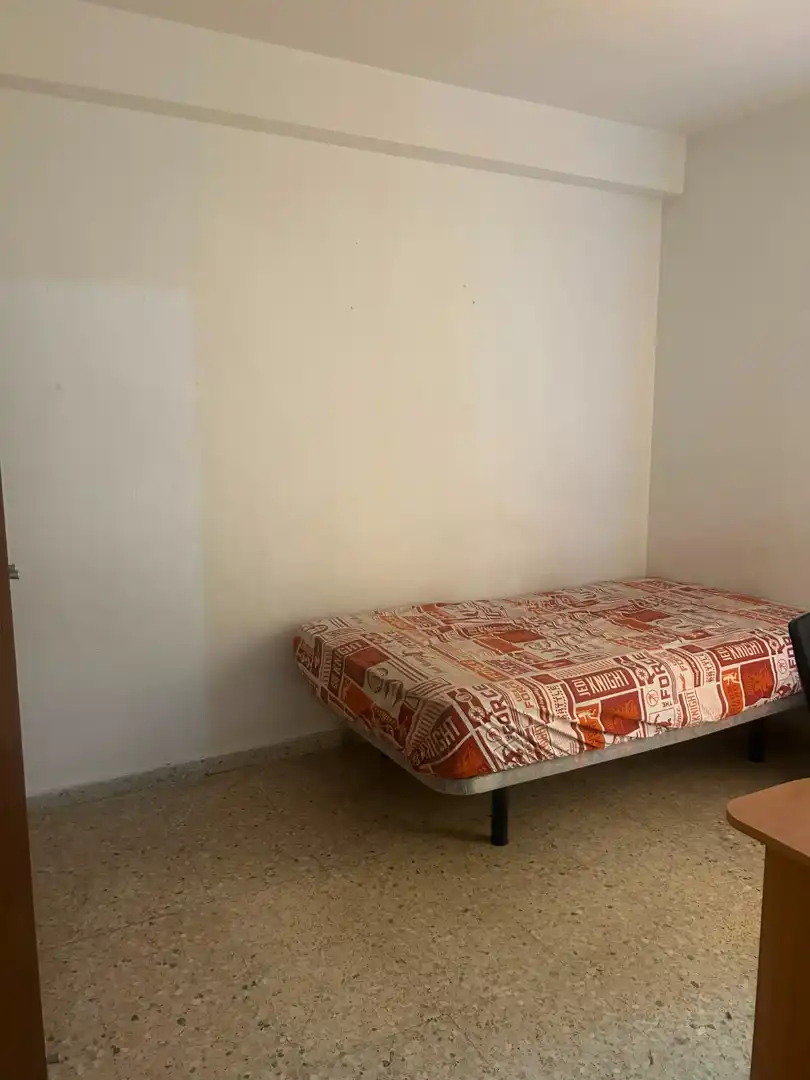 Habitación de Piso en venta en Jaén con Amueblado y Balcón