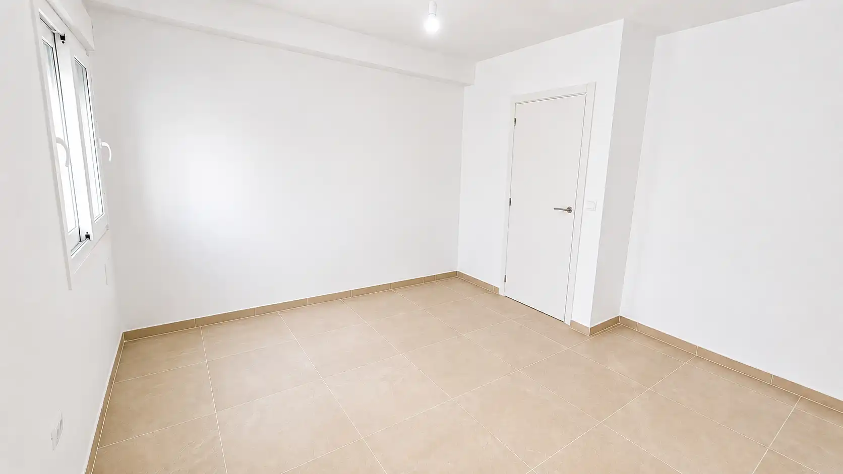 Piso con ascensor en venta en Avenida del Comandante Benítez, imagen 25