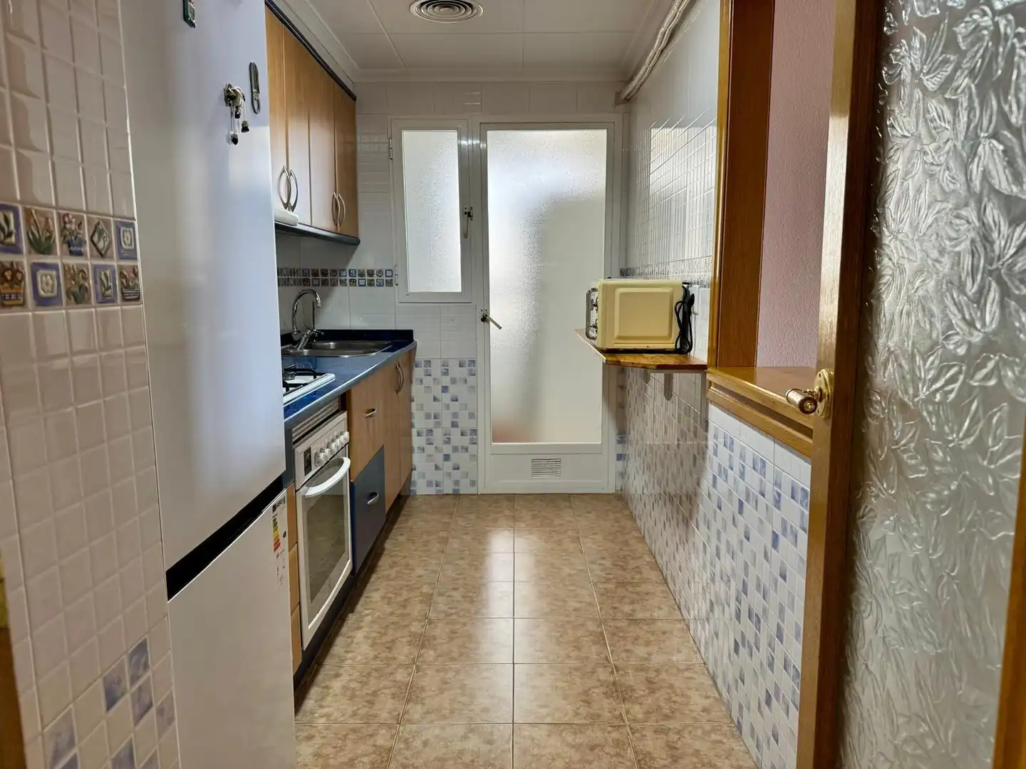 Kitchen of Apartments for rent in Alicante / Alacant  with Air Conditioner, Furnished and Community pool