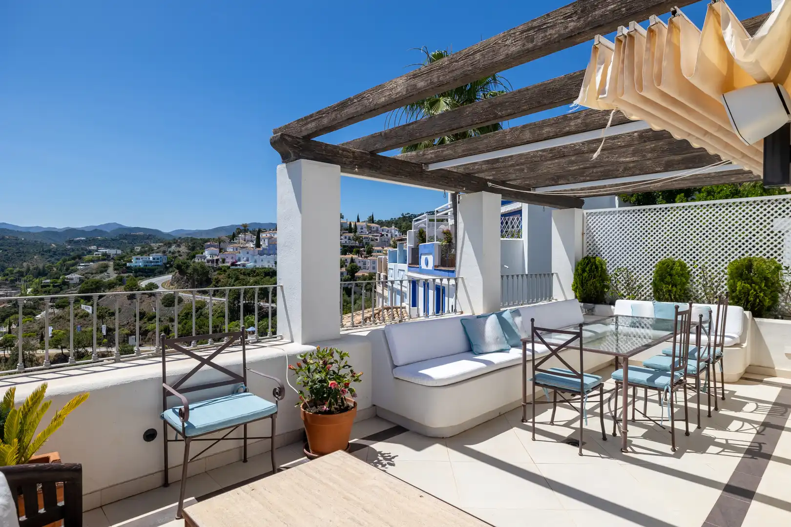 Ático con piscina en venta en La Quinta, imagen 4