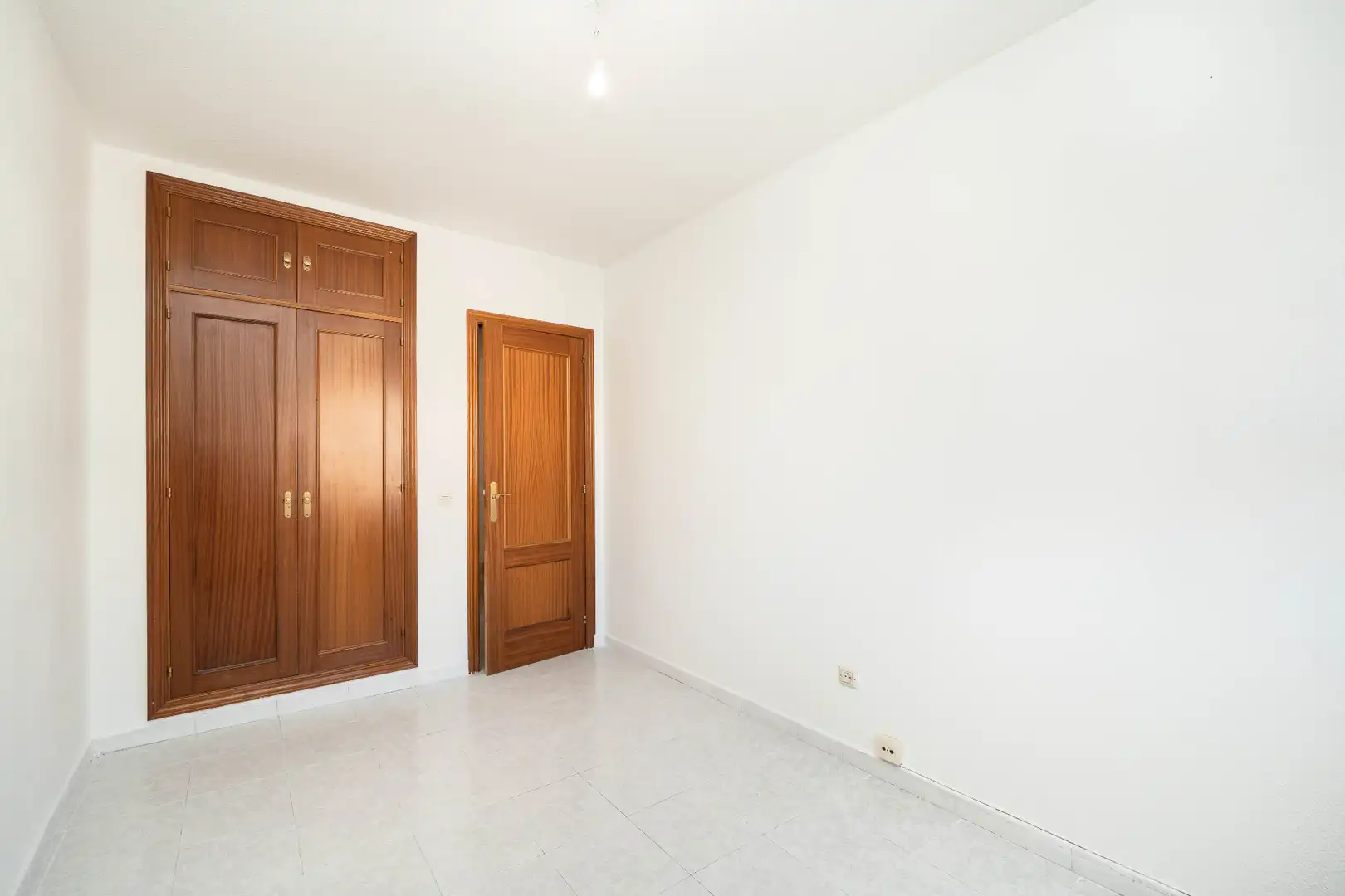 Habitación de Casa adosada en venta en Algete con Calefacción, Jardín privado y Terraza