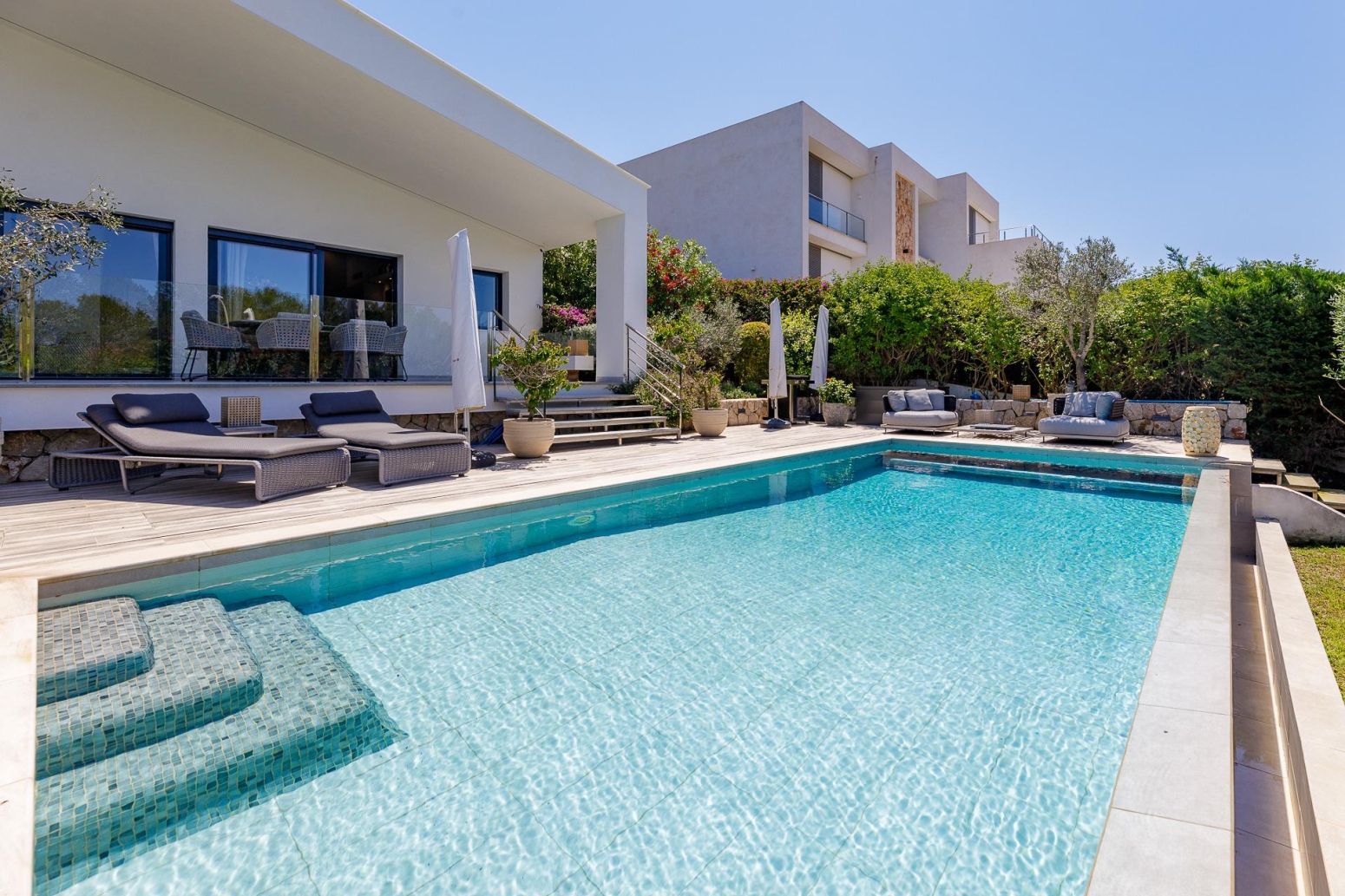 Swimming pool of House or chalet for sale in Calvià  with Air Conditioner, Heating and Parquet flooring