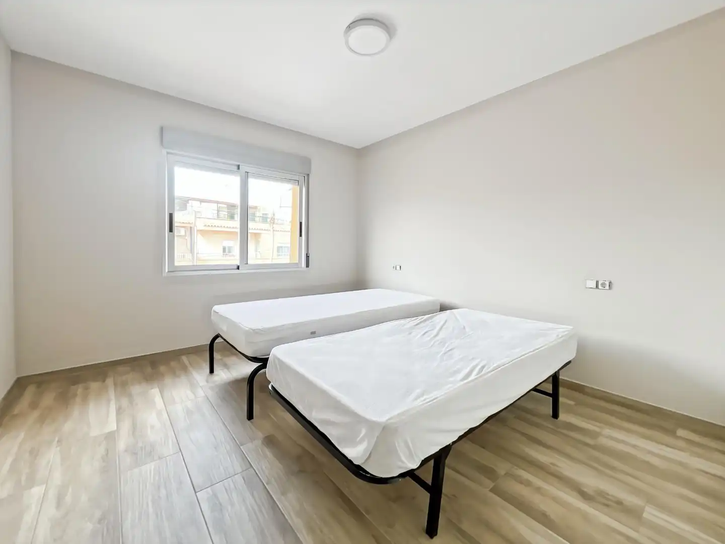 Schlafzimmer von Wohnung zur Miete in Castellón de la Plana / Castelló de la Plana mit Möbliert und Balkon