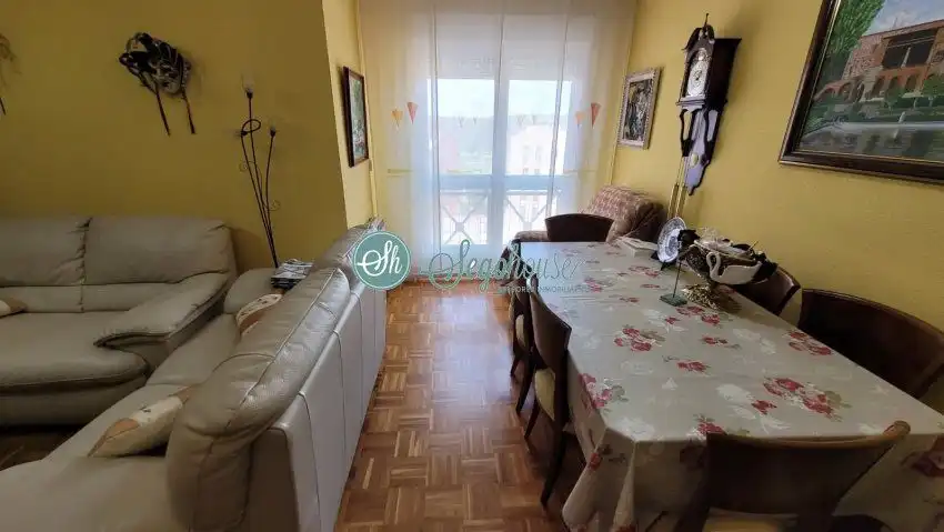 Dining room of Flat for sale in Segovia  with Heating, Parquet flooring and Terrace