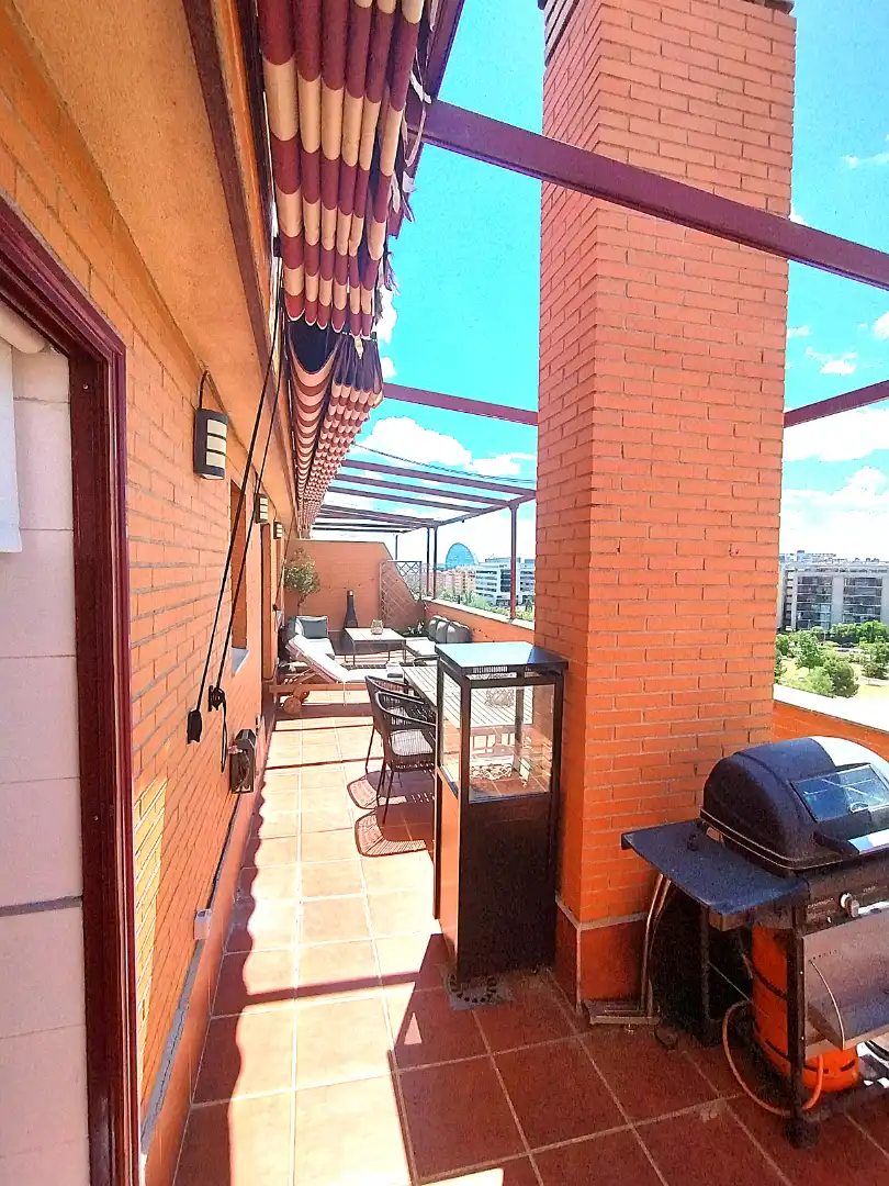 Terrasse von Dachboden zum Verkauf in Madrid mit Terrasse, Abstellraum und Gemeinschaftspool