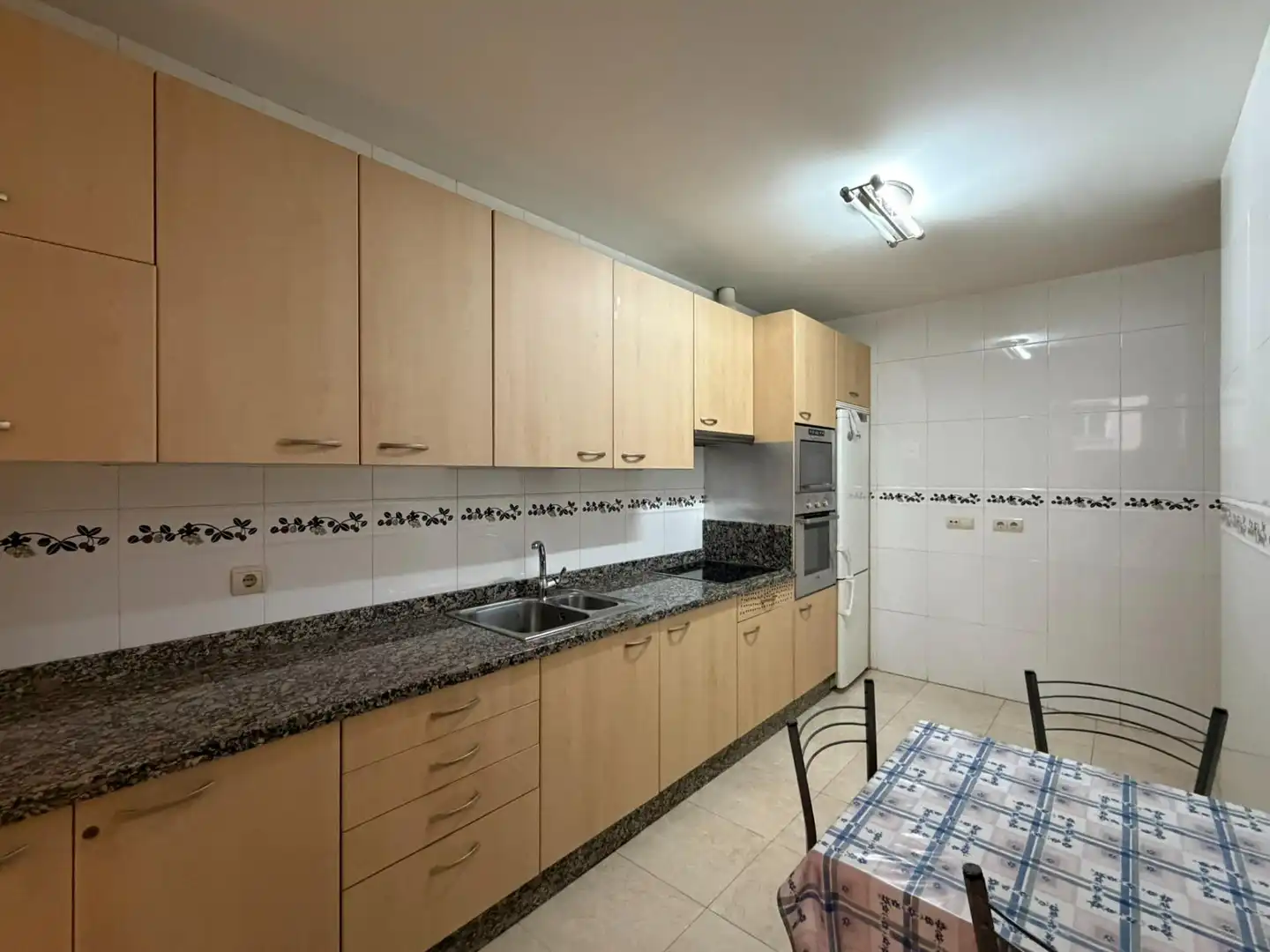 Cocina de Apartamento en venta en Ponferrada con Calefacción y Trastero