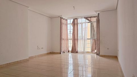 Foto 4 de Casa adosada en venda a Calle Los Villares, Mancha Real, Jaén