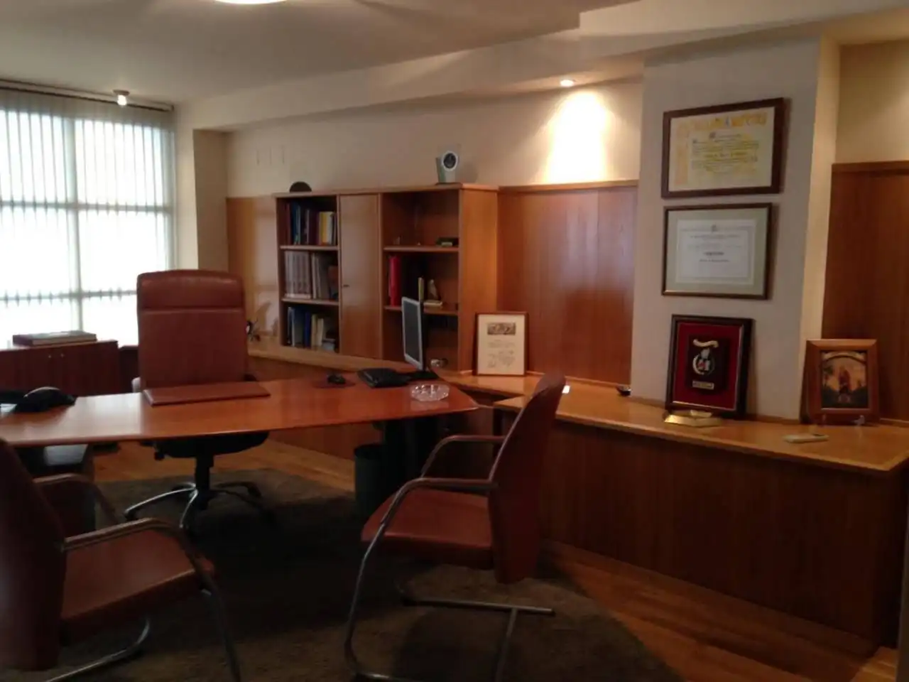 Office space for sale in Calle Princep de Viana, imagen 3