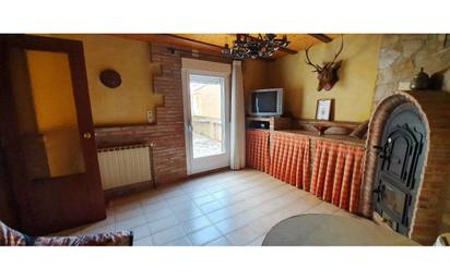 Sala d'estar de Casa o xalet en venda en Alberite amb Calefacció i Terrassa