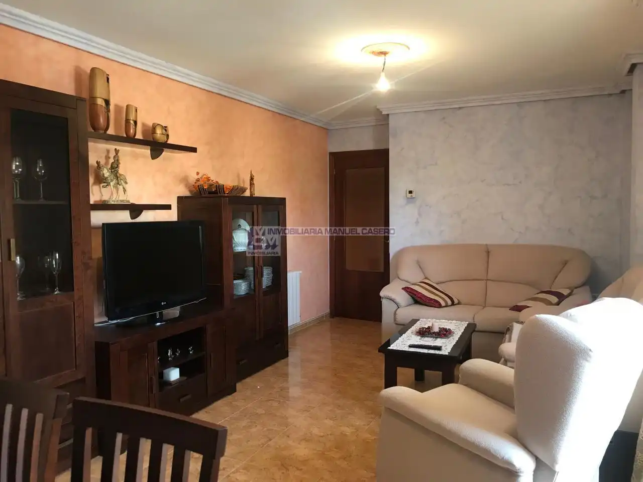Living room of Flat for rent in Cáceres  with Heating, Terrace and Storage room