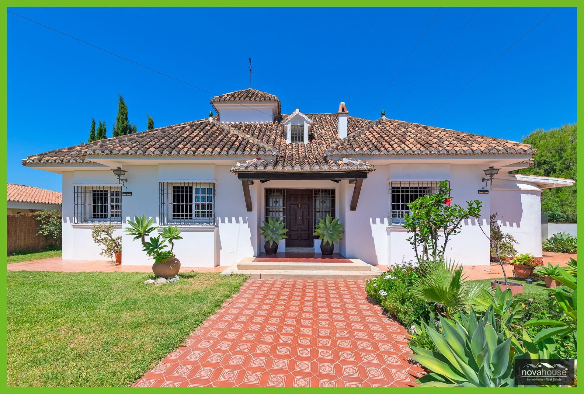 Jardí de Casa o xalet en venda en Rincón de la Victoria amb Calefacció, Jardí privat i Terrassa