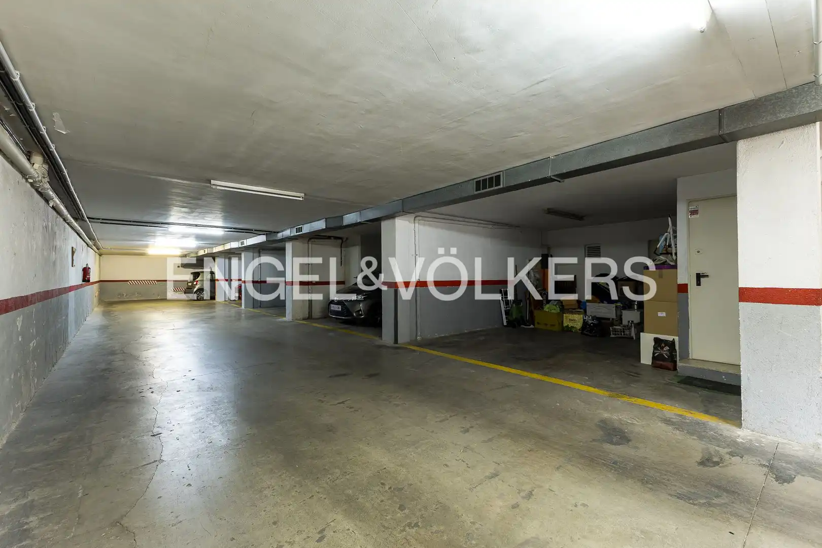 Parking of Houses for sale in Sant Cugat del Vallès  with Air Conditioner, Heating and Private garden