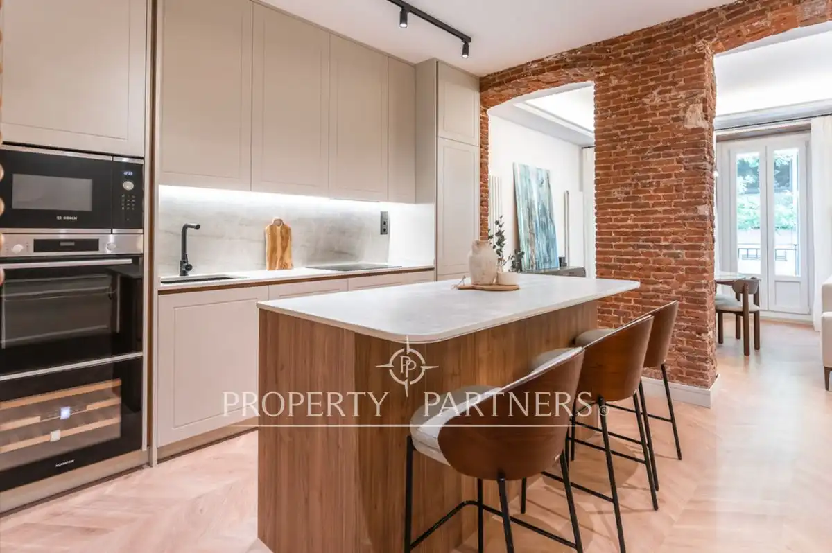 Cuina de Apartament en venda en Madrid amb Aire condicionat i Calefacció