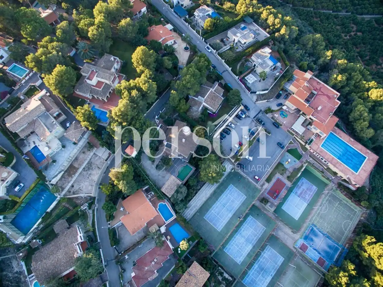 Vista exterior de Casa o chalet en venta en Alzira con Jardín privado, Terraza y Piscina