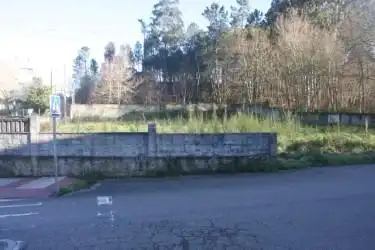 Wohnbaugrundstück zum Verkauf in A Cañiza
