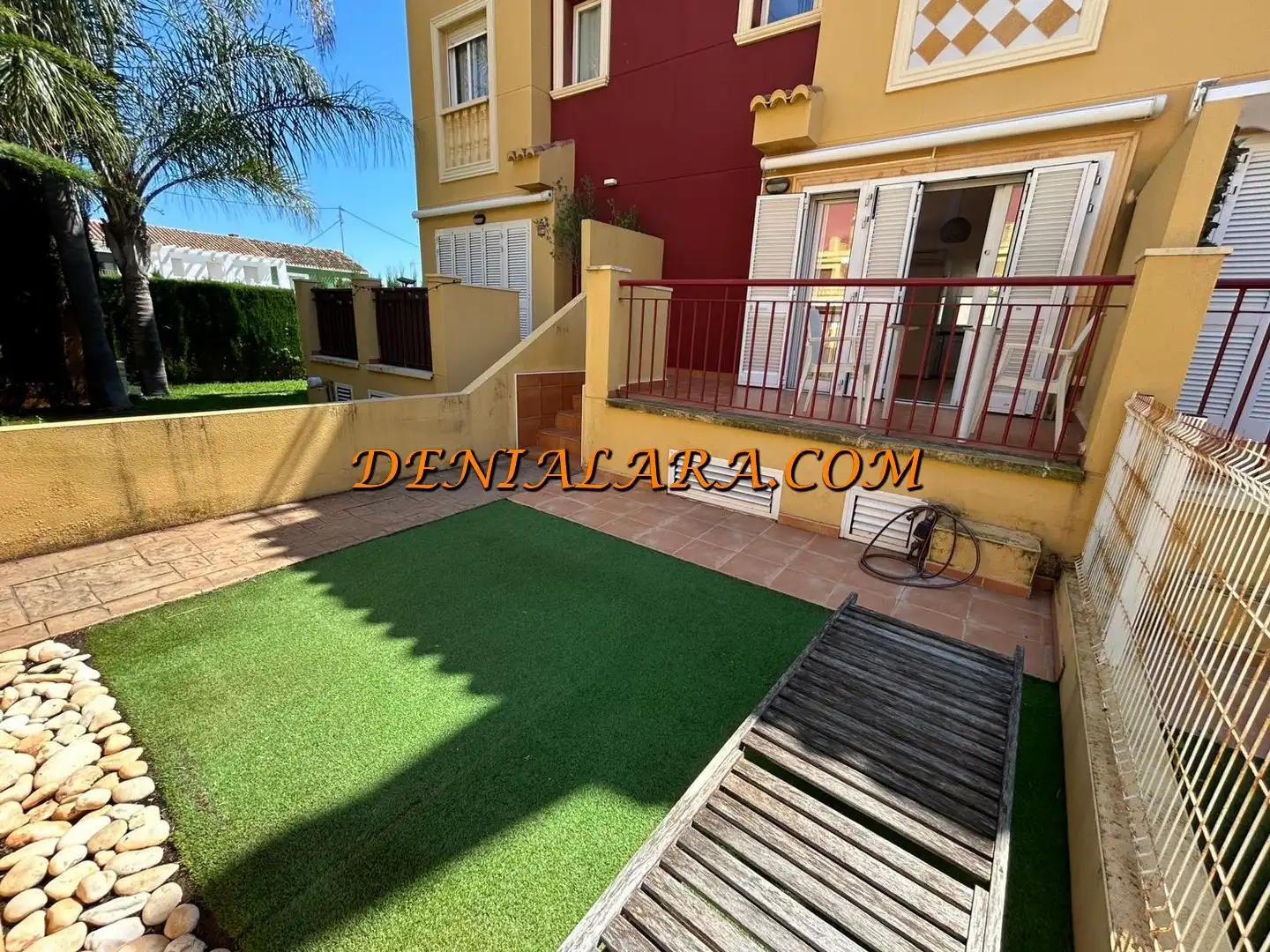 Garten von Einfamilien-Reihenhaus zur Miete in Dénia mit Klimaanlage, Privatgarten und Terrasse
