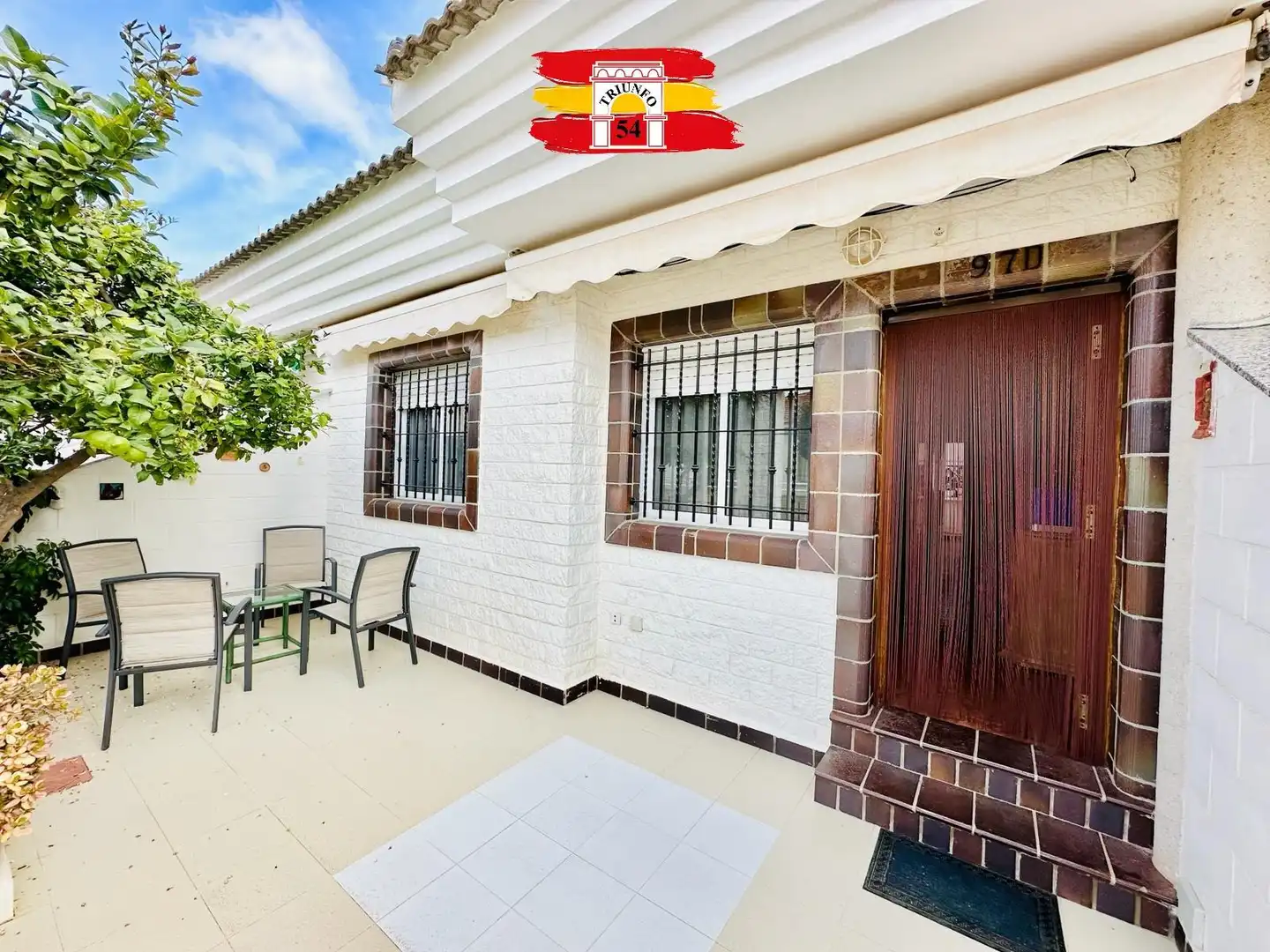Vista exterior de Casa adosada en venta en Pilar de la Horadada con Aire acondicionado, Terraza y Amueblado