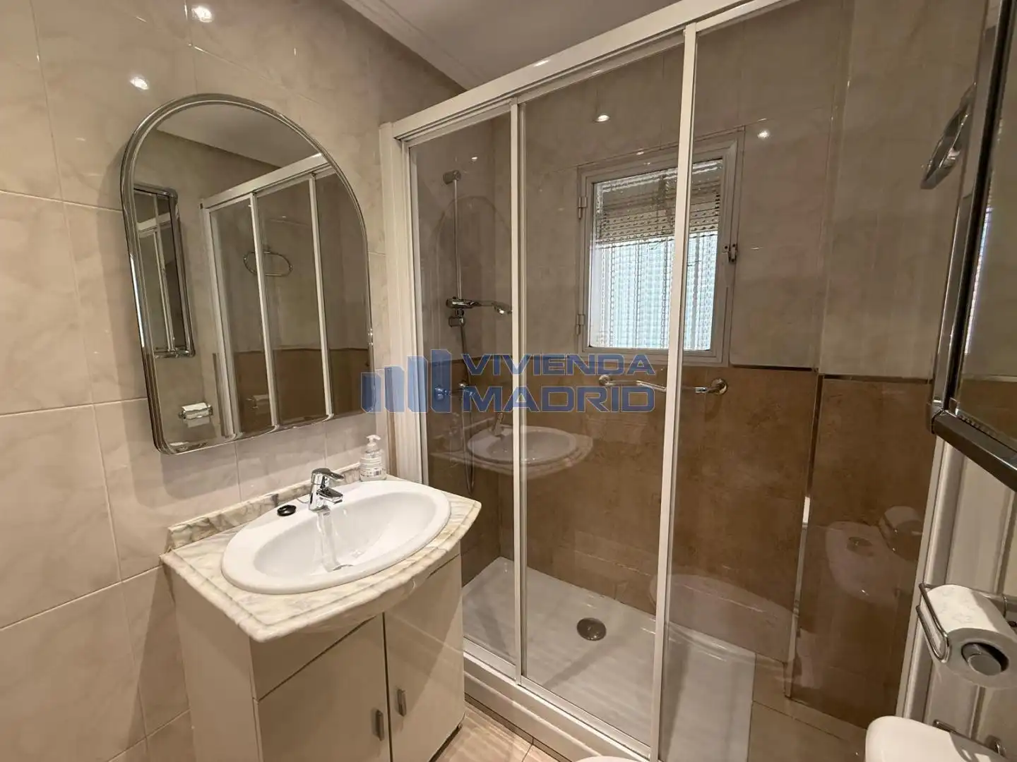 Badezimmer von Wohnung zum Verkauf in Madrid mit Terrasse