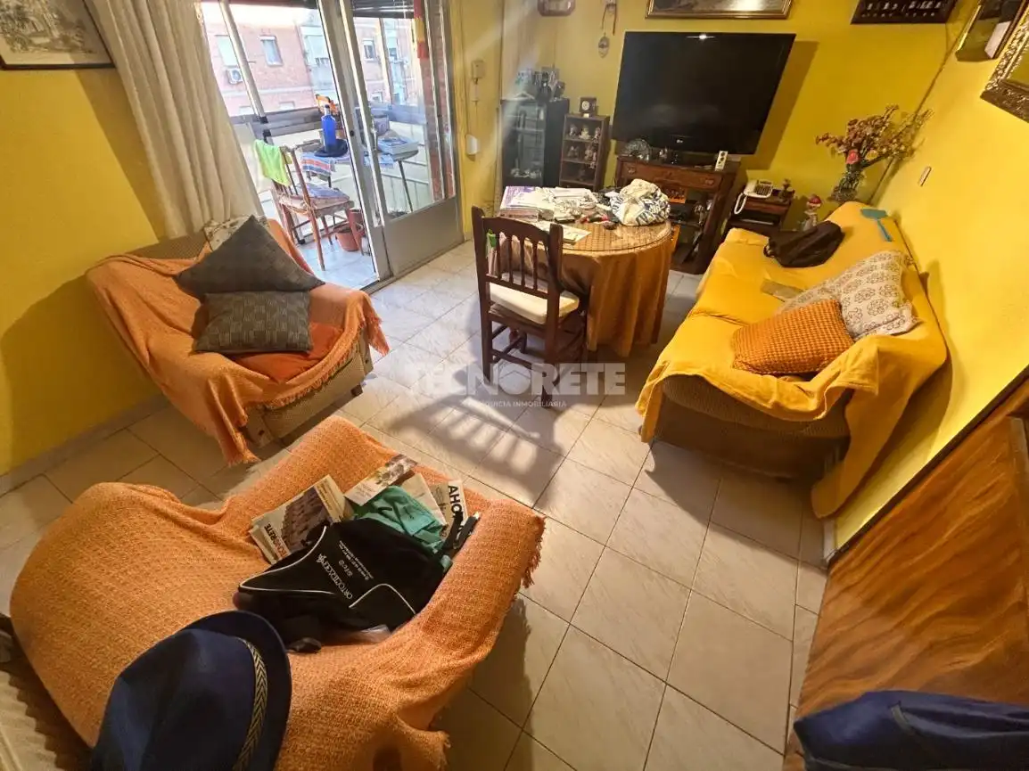 Sala d'estar de Pis en venda en Guadalajara amb Aire condicionat i Calefacció