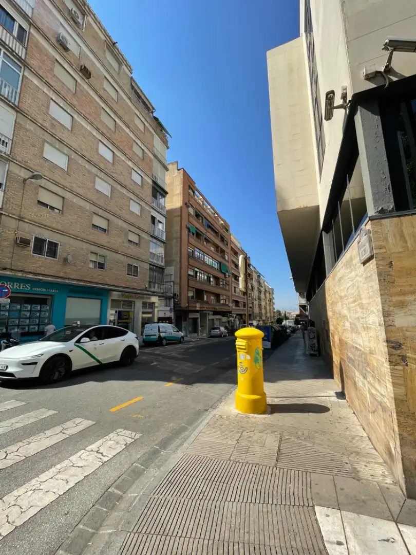 Pis amb ascensor en venda a Calle María Luisa de Dios 3