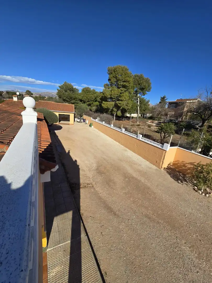 Exterior view of Houses for sale in San Vicente del Raspeig / Sant Vicent del Raspeig  with Air Conditioner, Private garden and Terrace