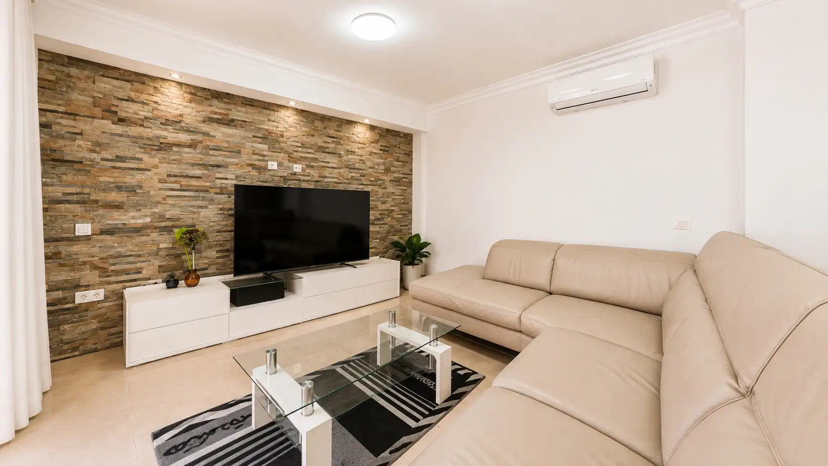Sala de estar de Casa o chalet en venta en Arona con Aire acondicionado, Terraza y Trastero