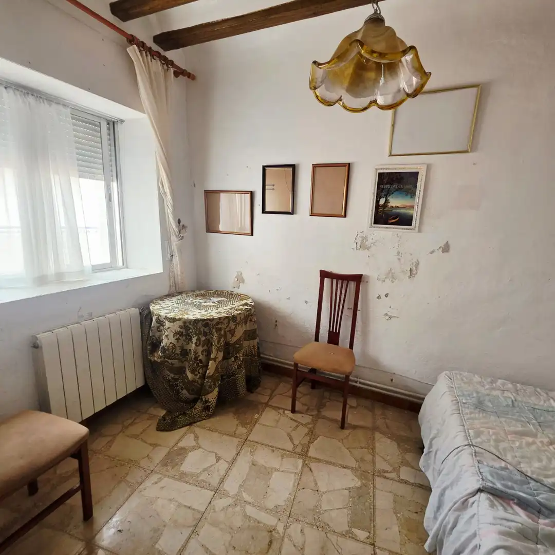 Dormitori de Casa adosada en venda en La Guardia amb Calefacció, Terrassa i Traster