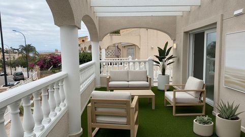 Foto 3 de Casa adosada en venta en Carrer de Torrevella, Pueblo Acantilado - Lanuza, El Campello