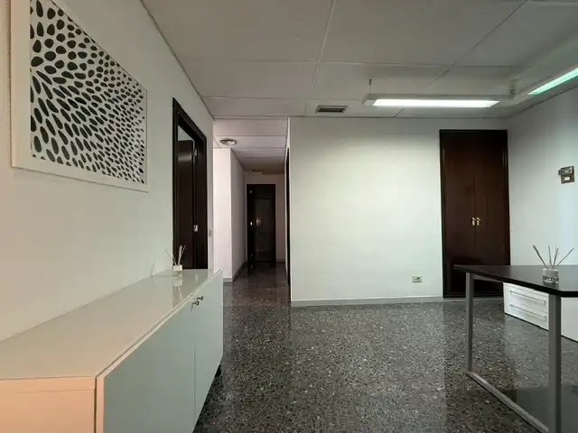 Oficina en venda en Castellón de la Plana / Castelló de la Plana amb Aire condicionat i Terrassa