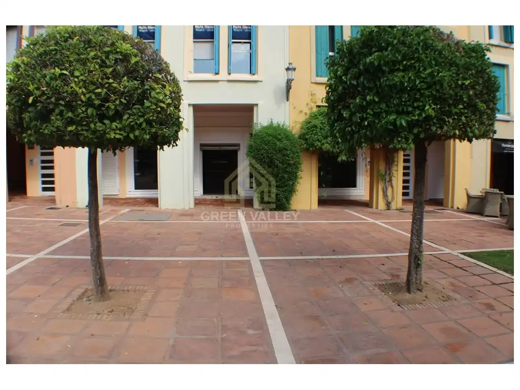 Exterior view of Commercial properties for sale in Sotogrande