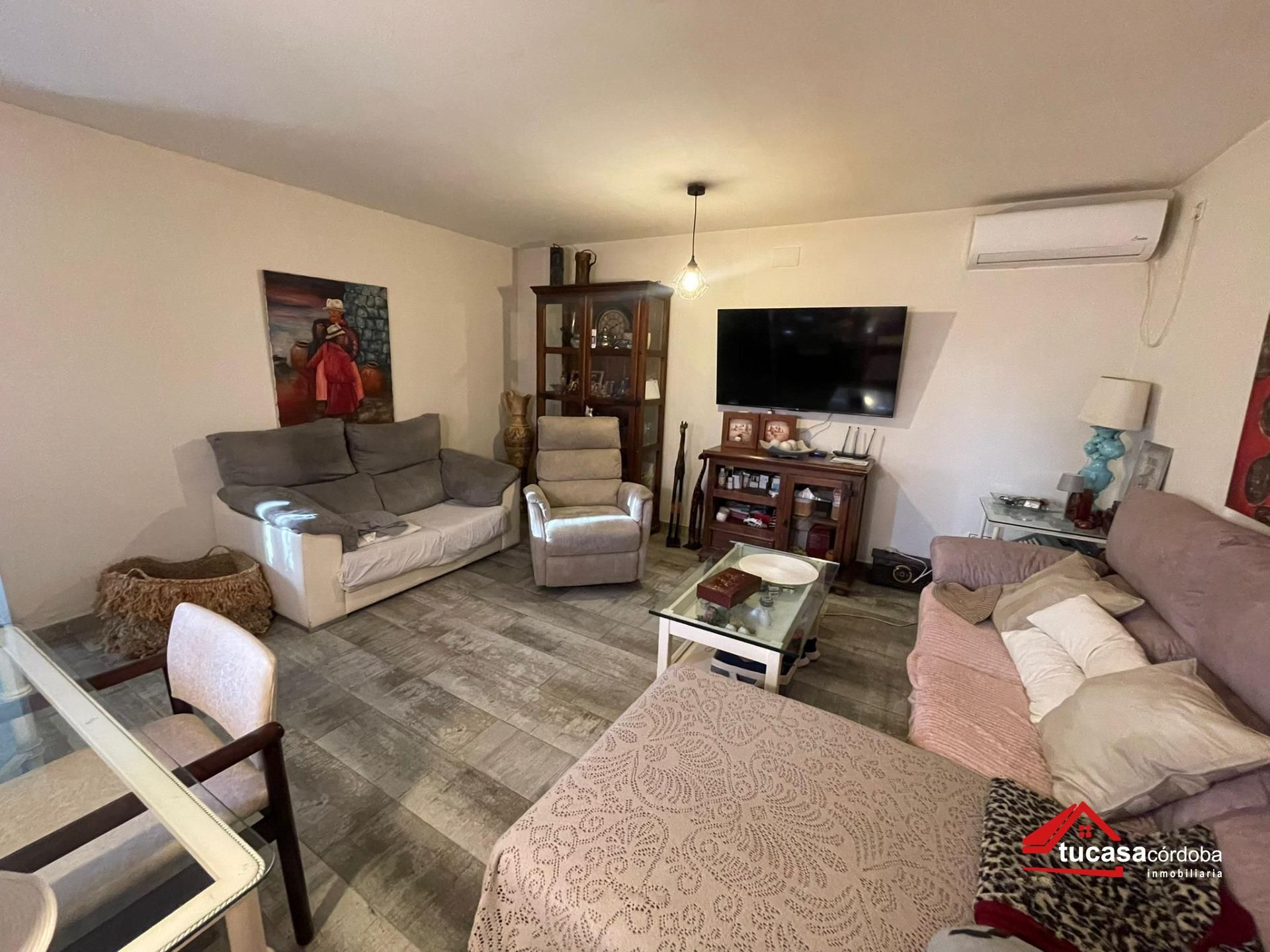 Sala de estar de Finca rústica en venta en  Córdoba Capital con Aire acondicionado y Trastero