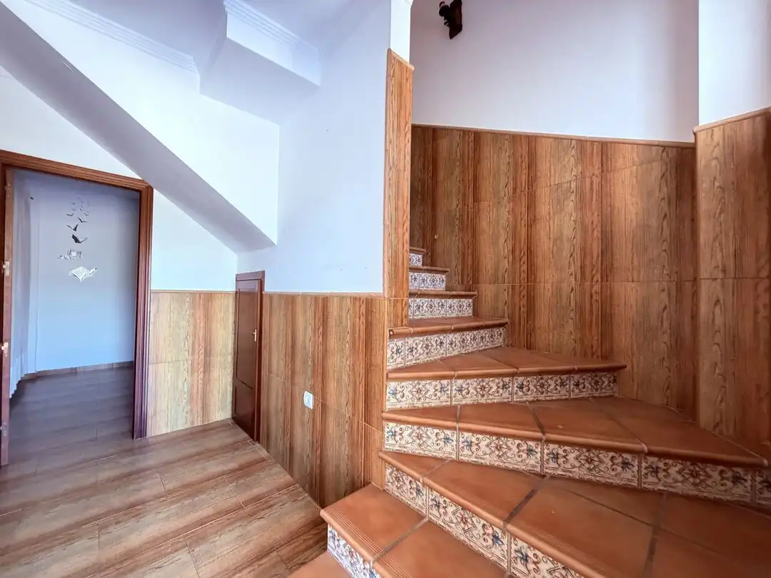 Casa o chalet de alquiler en Periana con Terraza y Piscina
