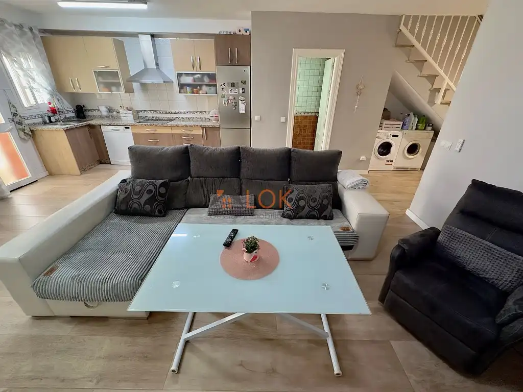 Houses for sale in Calle Antonio Jose Velasco, Churriana - El Pizarrillo - La Noria-Guadalsol
