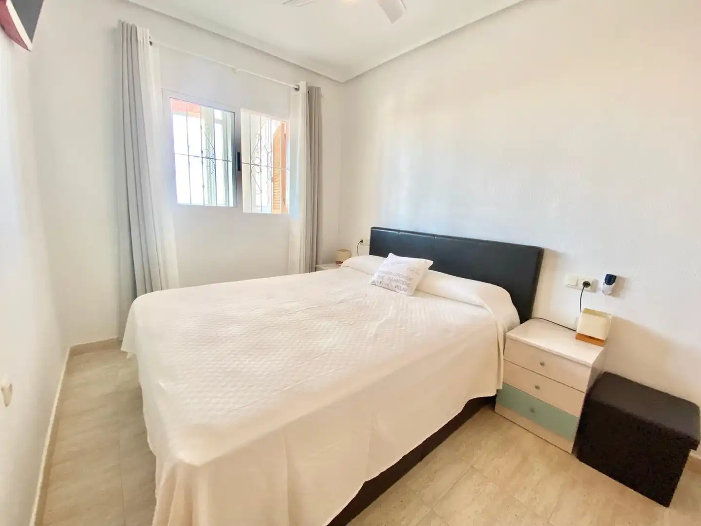 Bedroom of Apartments for rent in Torrevieja  with Air Conditioner, Heating and Terrace