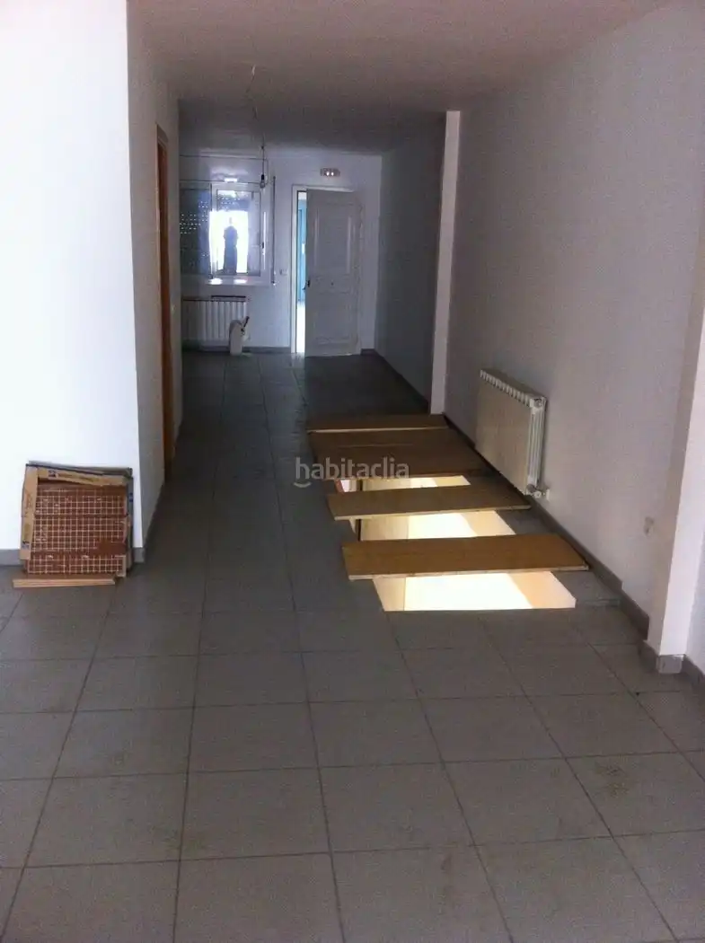 Local comercial en alquiler en Tàrrega, imagen 2