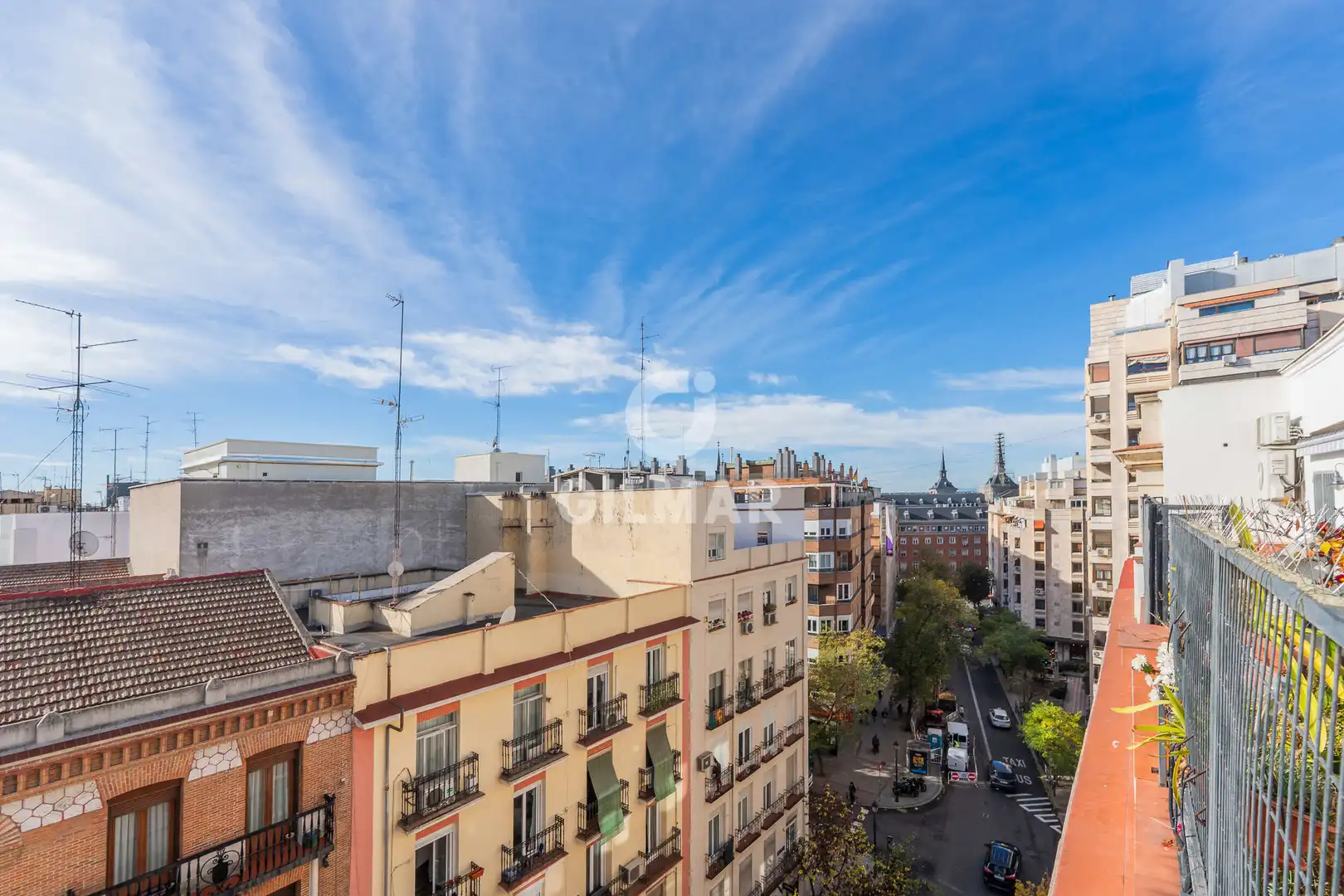 Vista exterior de Ático en venta en Madrid con Calefacción y Balcón