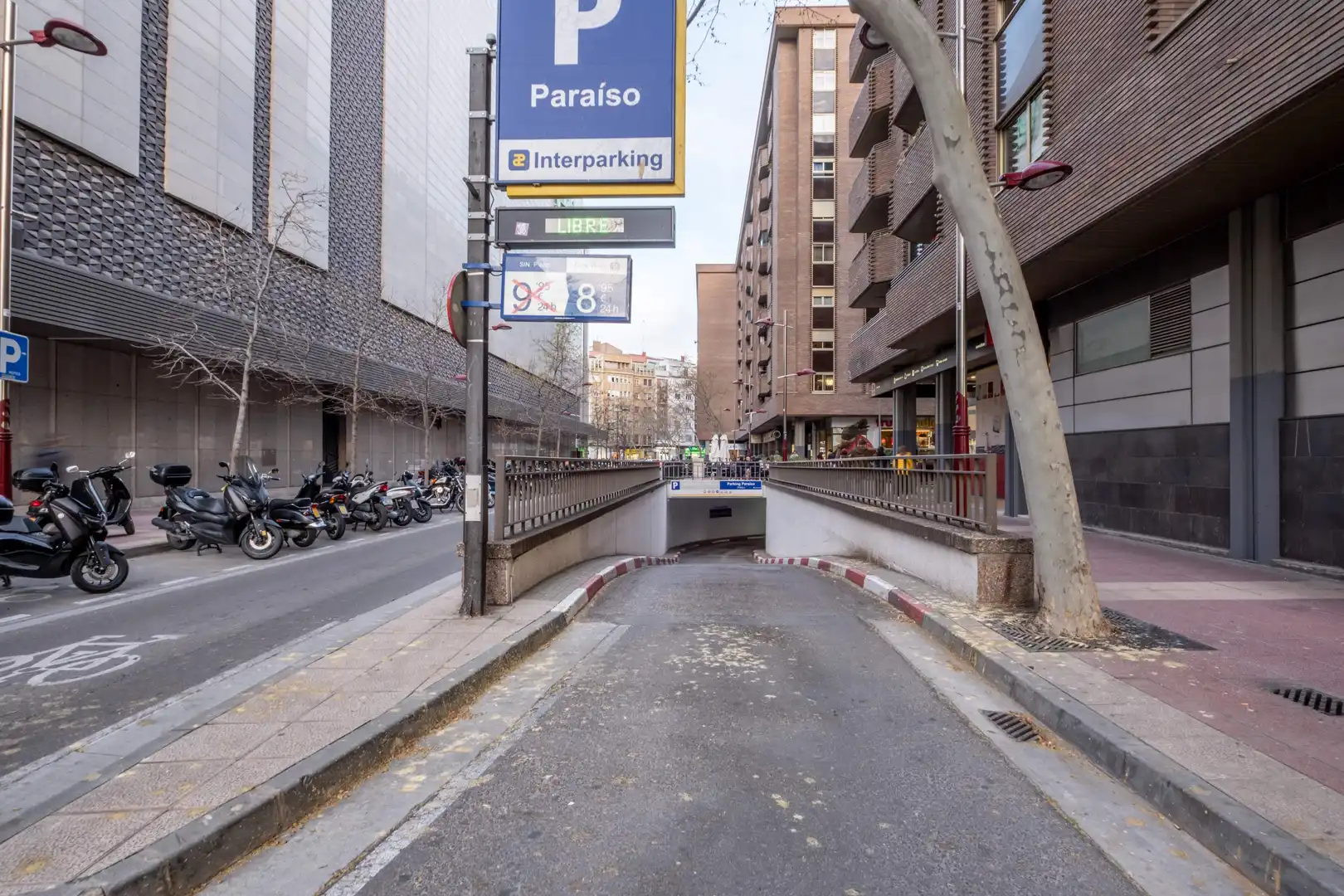 Vista exterior de Piso en venta en Zaragoza con Calefacción, Terraza y Balcón